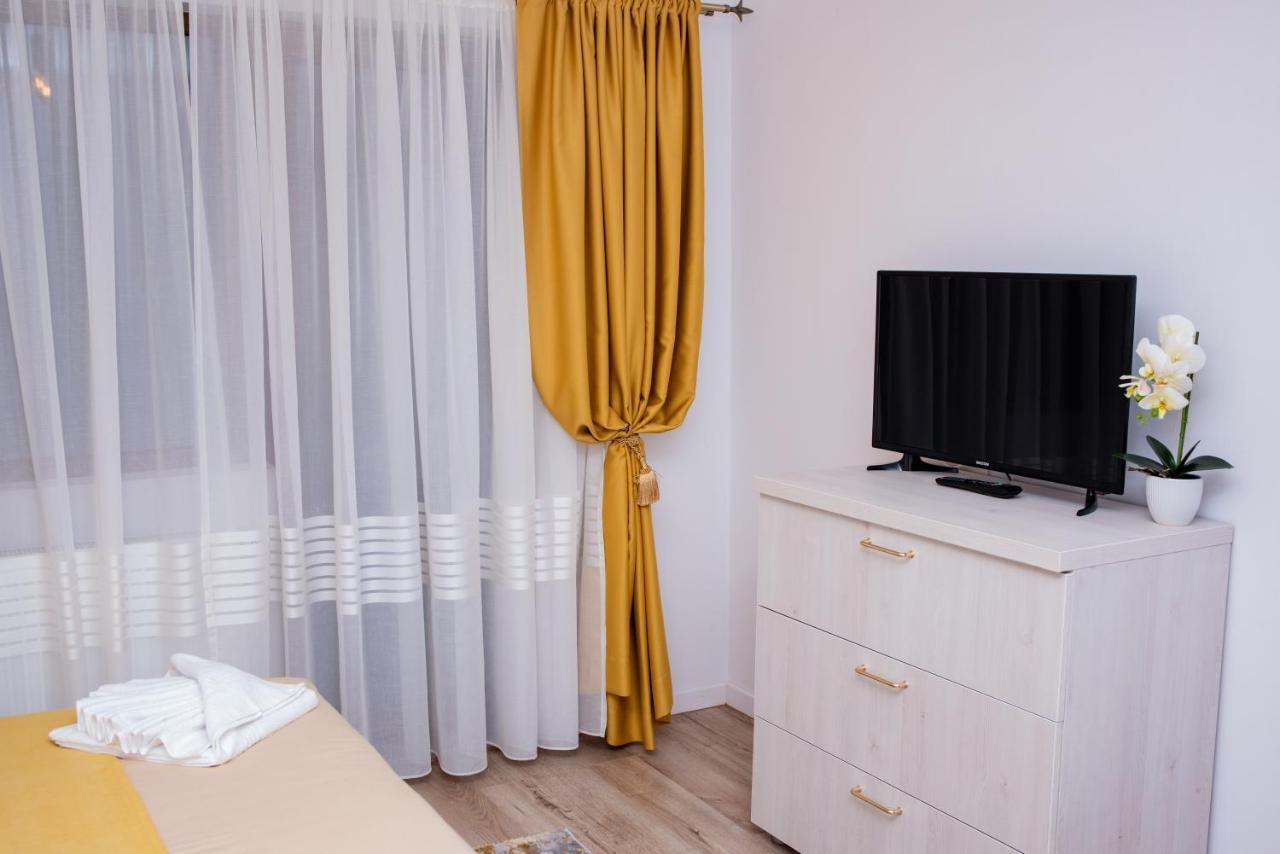 Casuta Doi Ponei Villa Busteni Luaran gambar