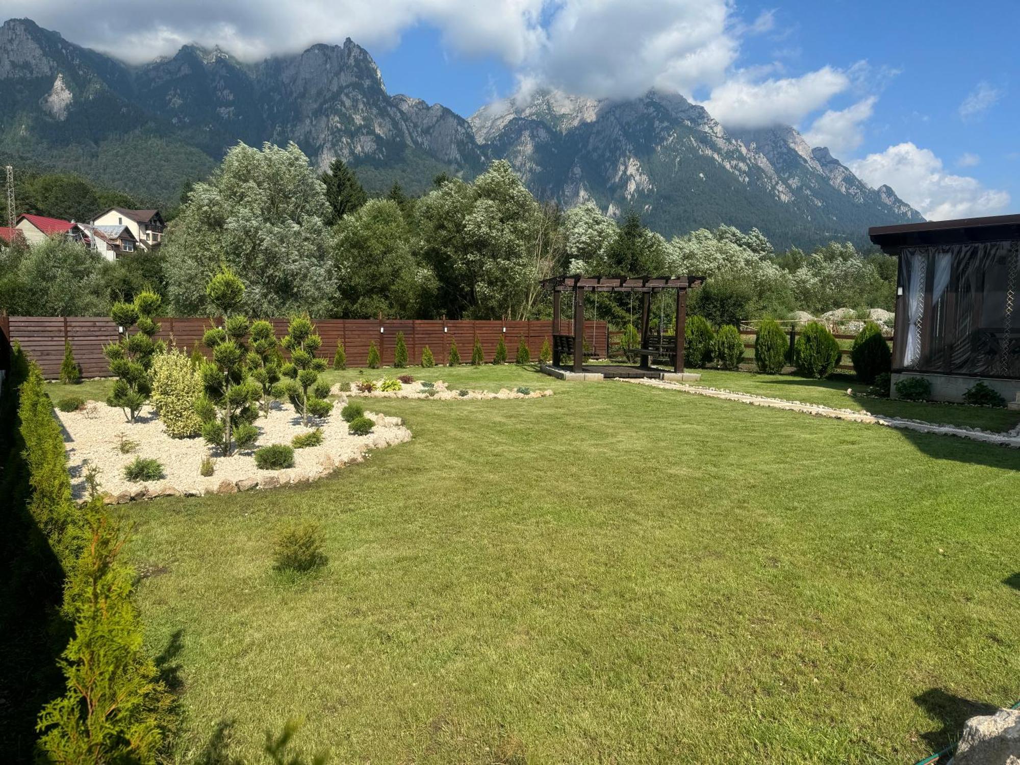 Casuta Doi Ponei Villa Busteni Luaran gambar
